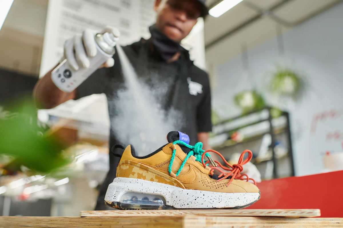 Sneaker and tekkie deep cleaning service